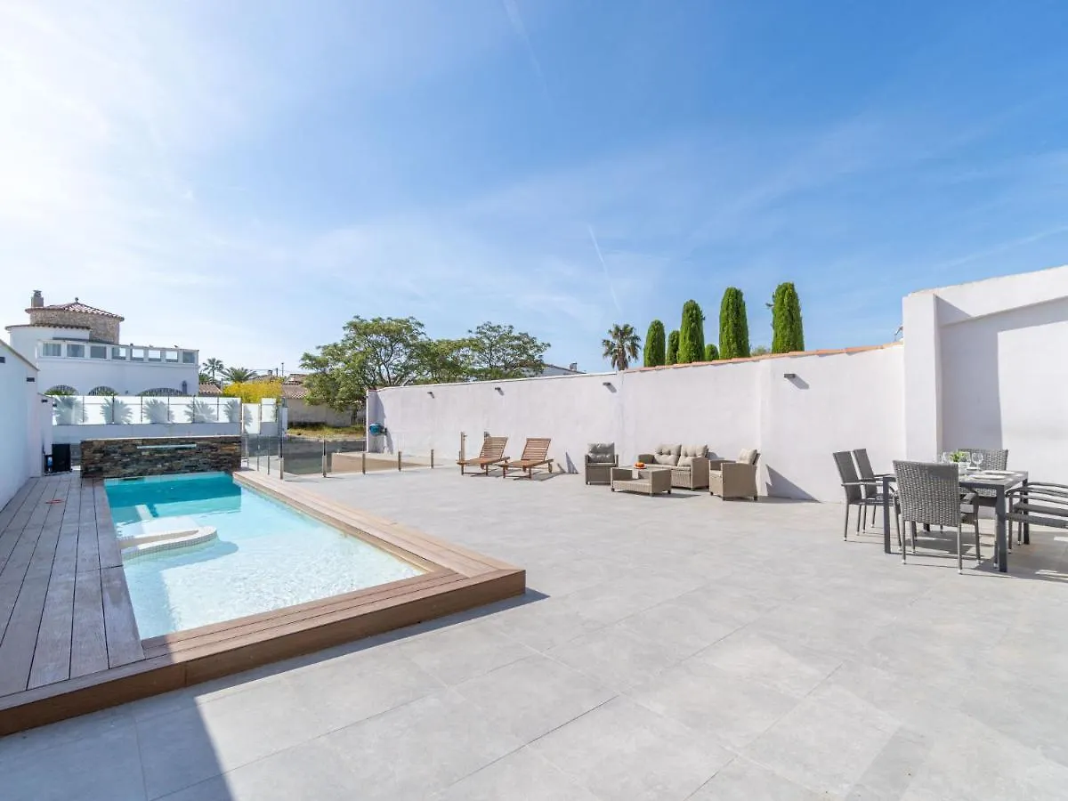 Holiday Home Medes By Interhome Empuriabrava
