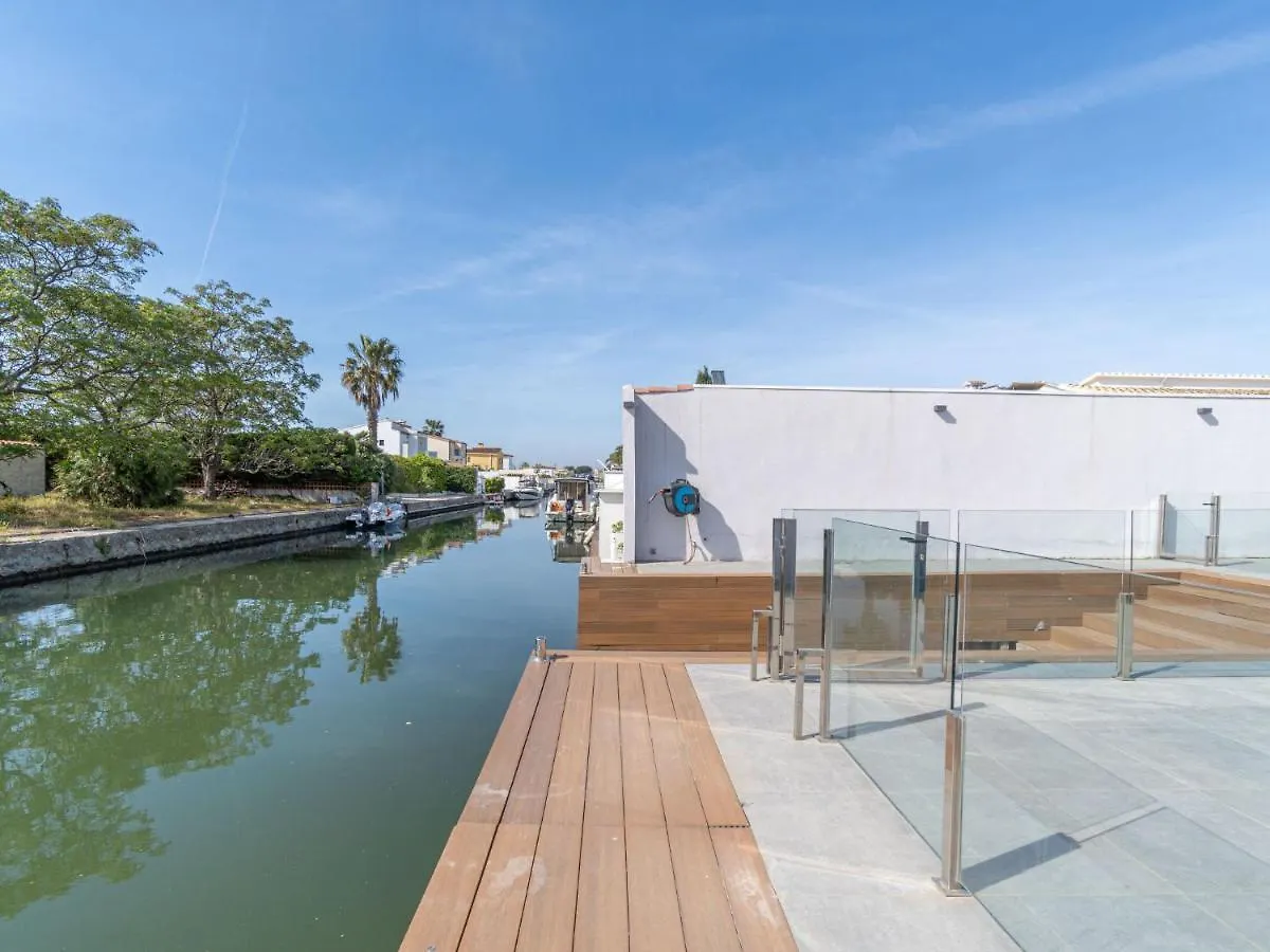 Holiday Home Medes By Interhome Empuriabrava
